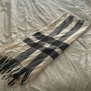Black and white plaid wrap